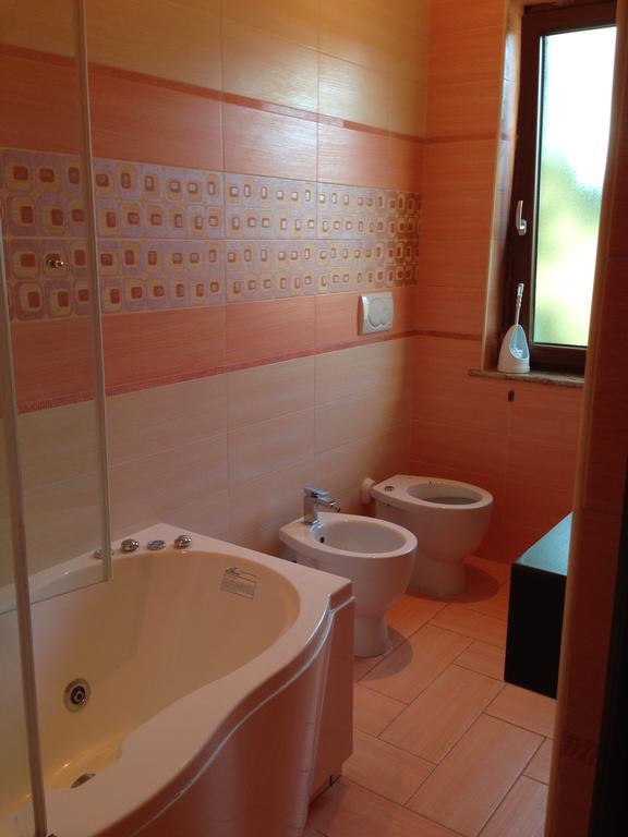 Colle La Guardia Hotel Sabaudia Bagian luar foto